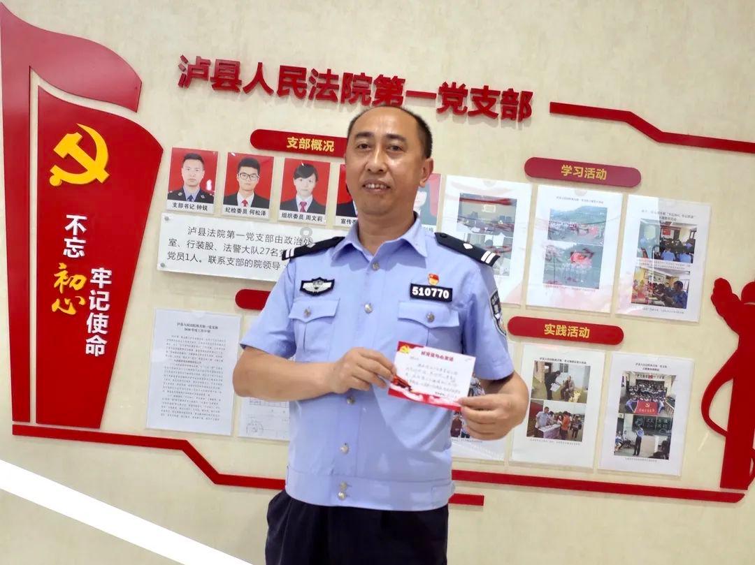 这里面有好多是画的,但他们是咋画出那种颜色?用PS?还是...-快速解答各种问题